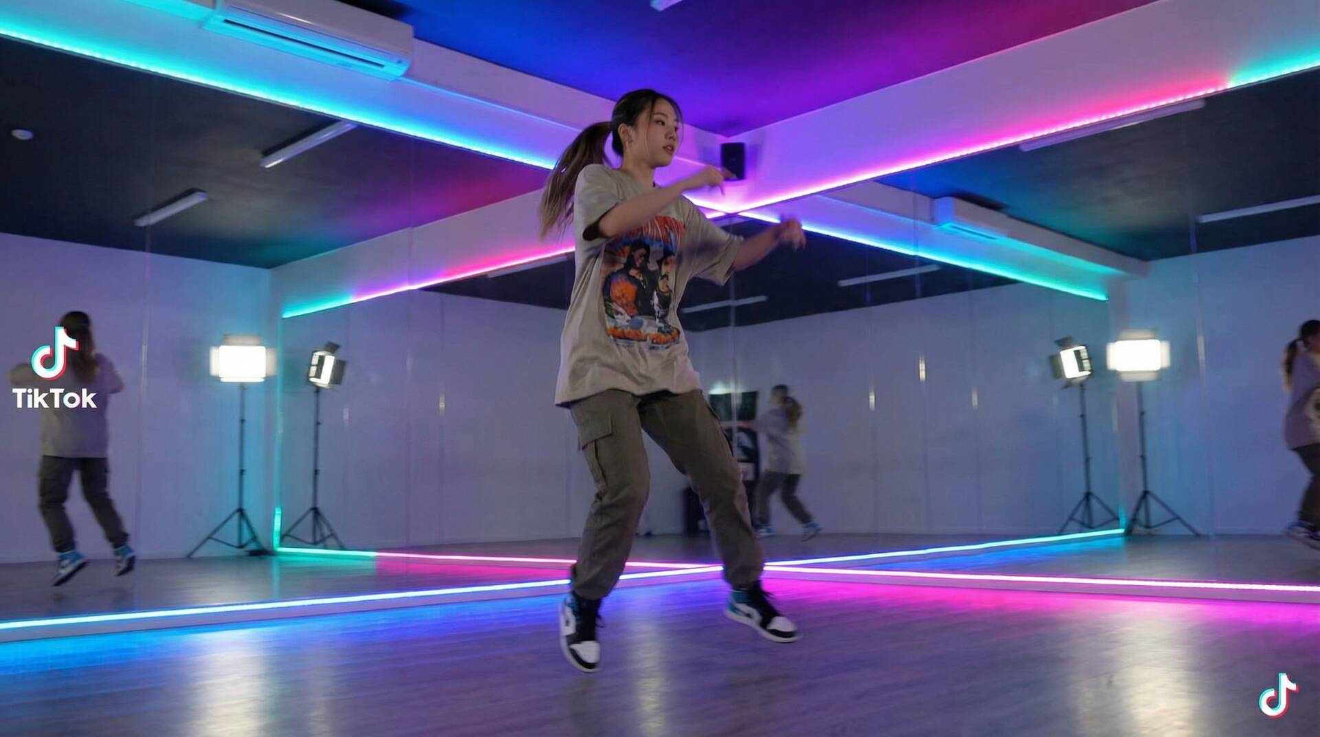 禁漫天堂美少女写真视频